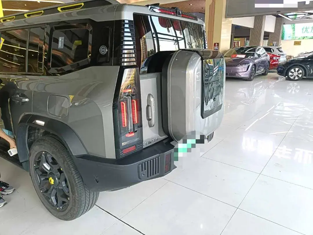 2024 JETOUR SHANHAI thumbnail 4