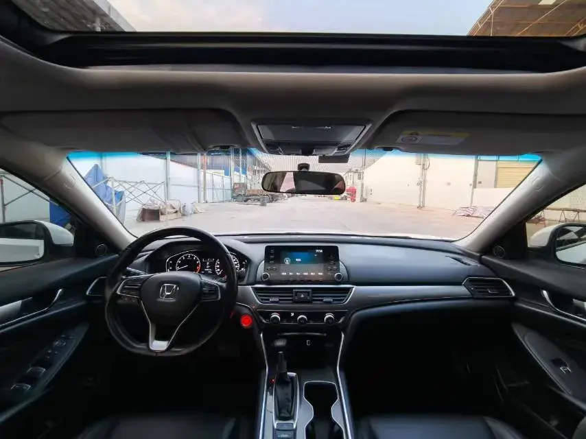 2018 HONDA ACCORD thumbnail 2