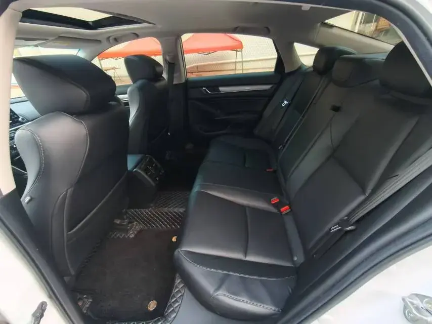 2018 HONDA ACCORD thumbnail 3