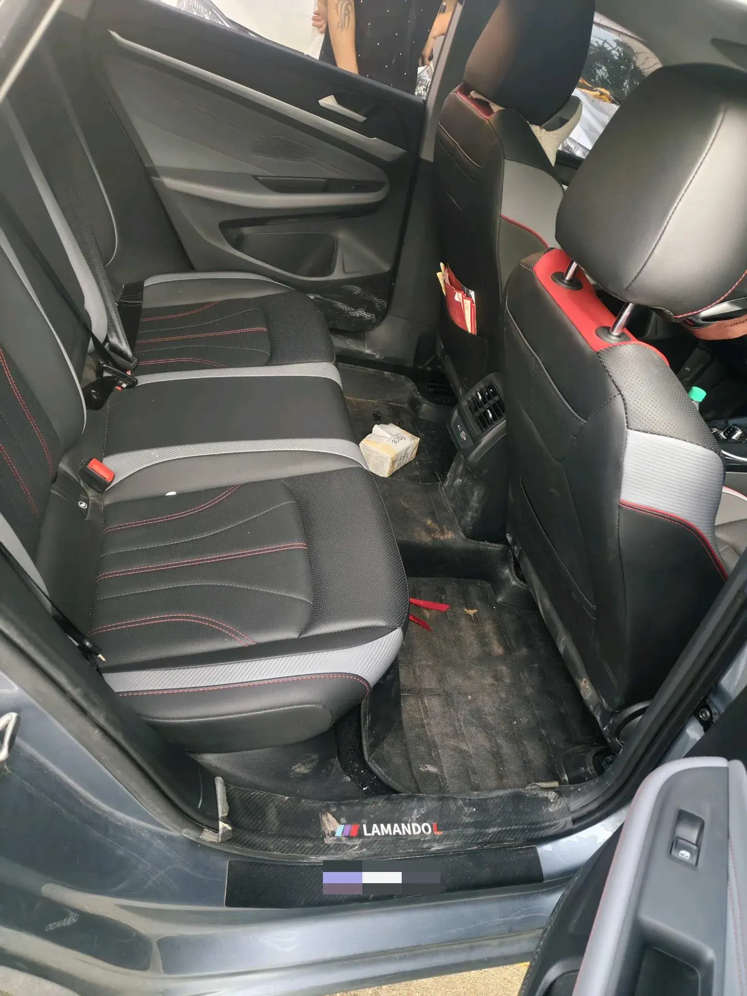 2022 VOLKSWAGEN LAMANDO thumbnail 4