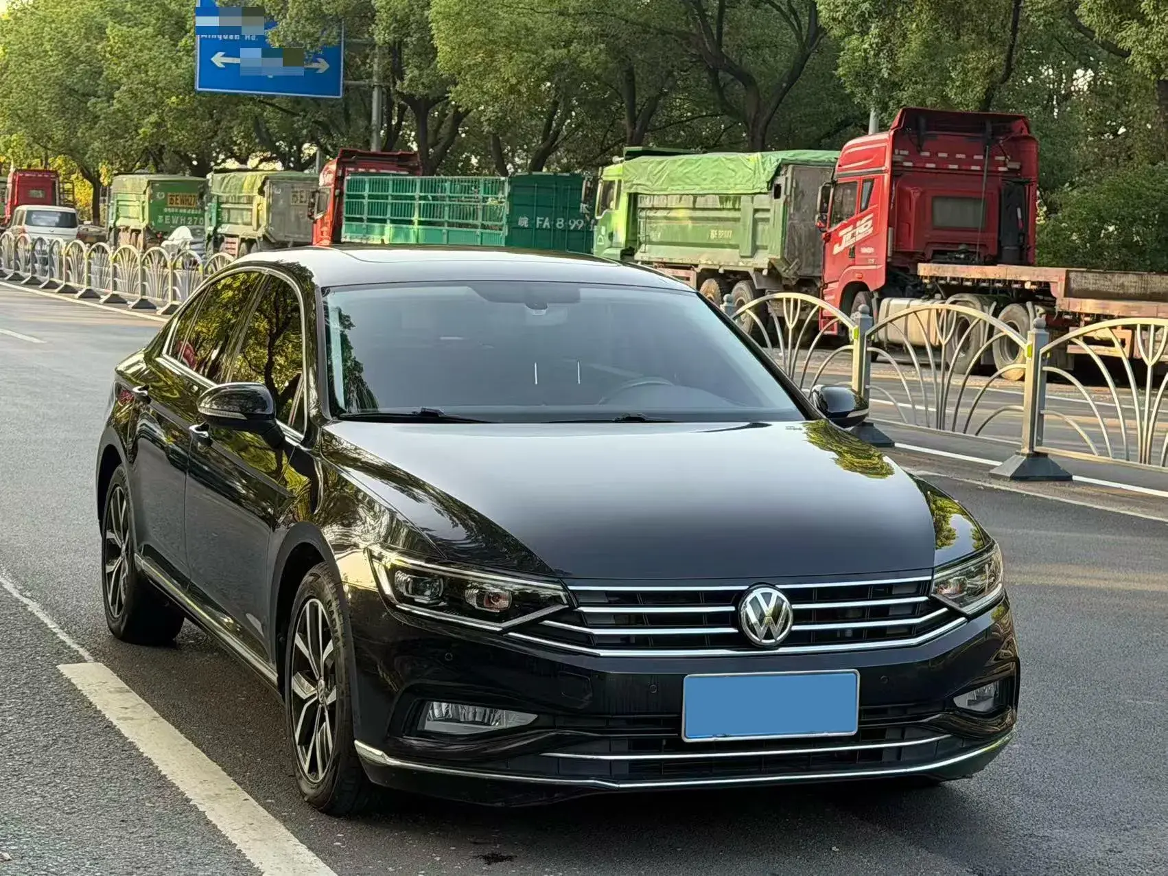 2019 VOLKSWAGEN MAGOTAN thumbnail 3