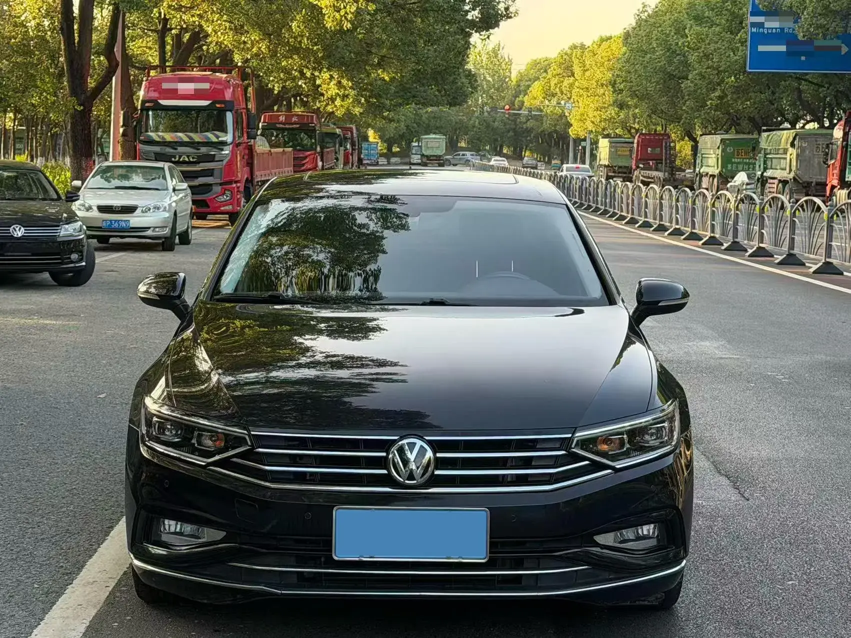 2019 VOLKSWAGEN MAGOTAN thumbnail 2