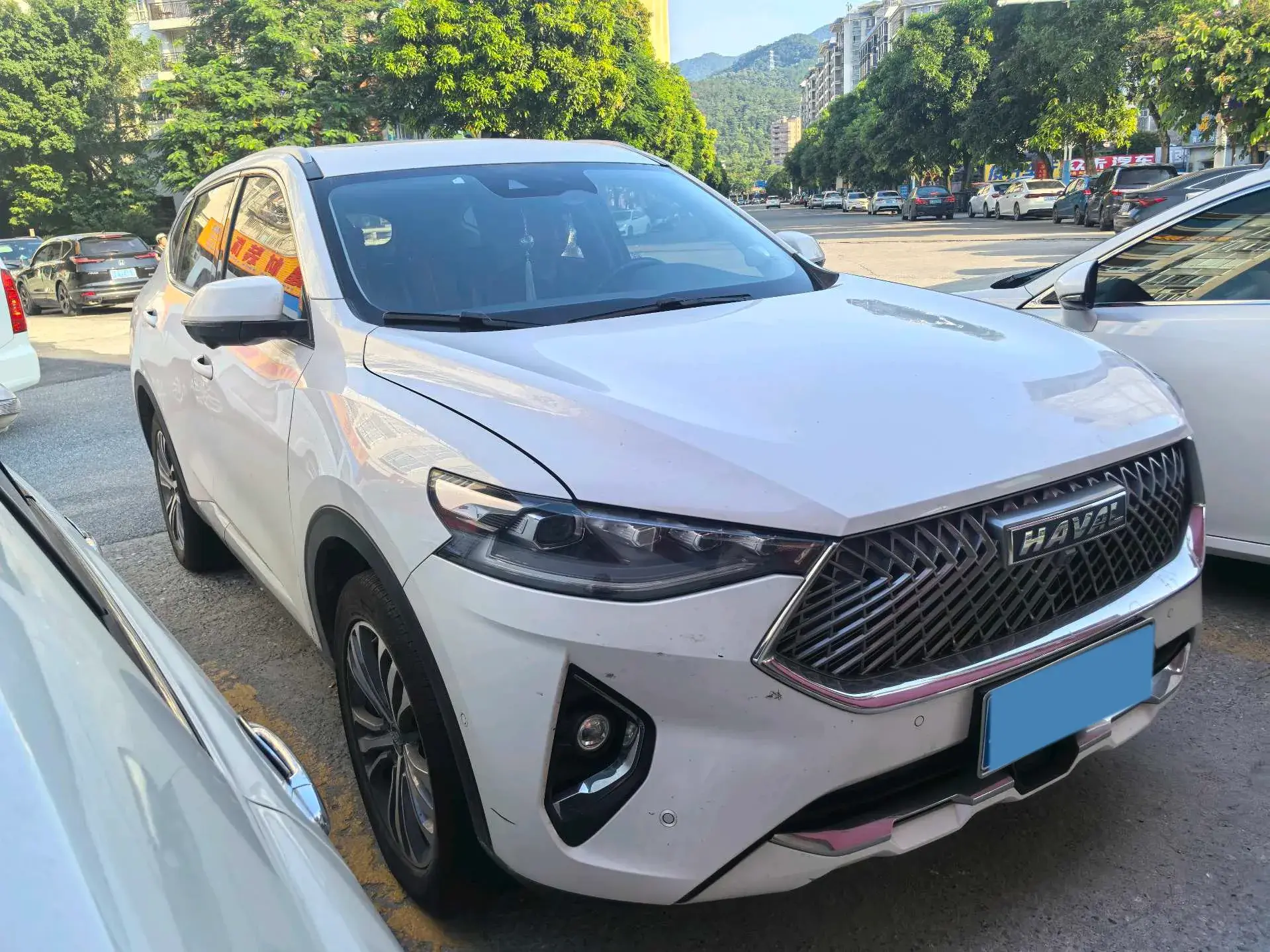2020 HAVAL F7 thumbnail 3