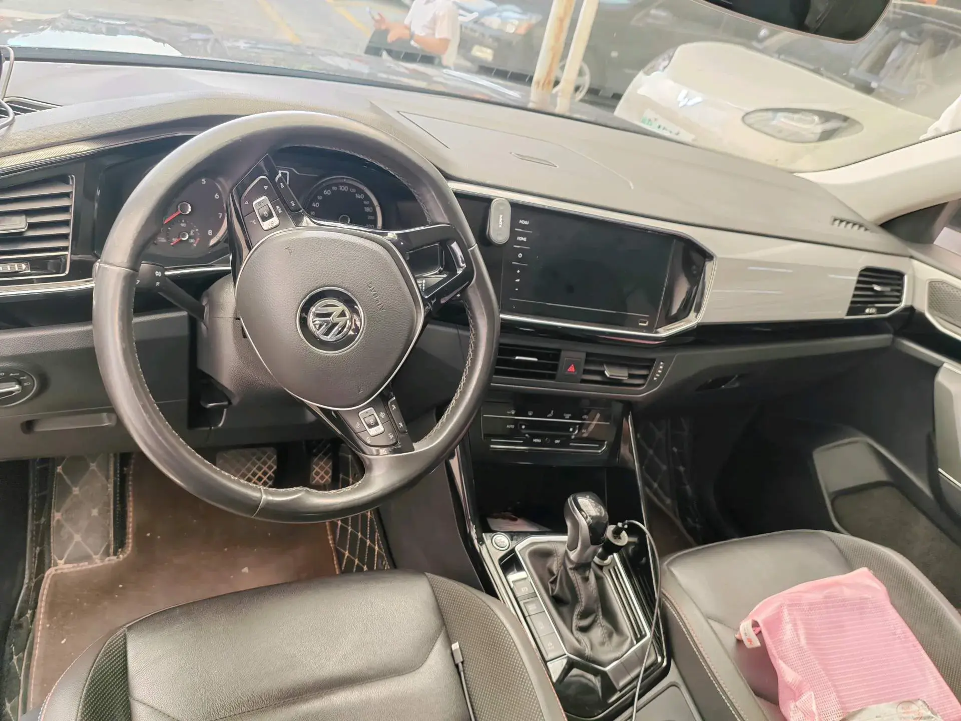 2020 VOLKSWAGEN TAYRON thumbnail 4