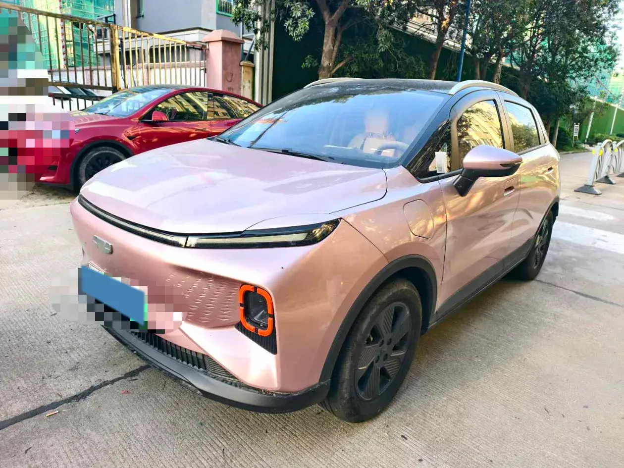 2023 GEOMETRY E view 1