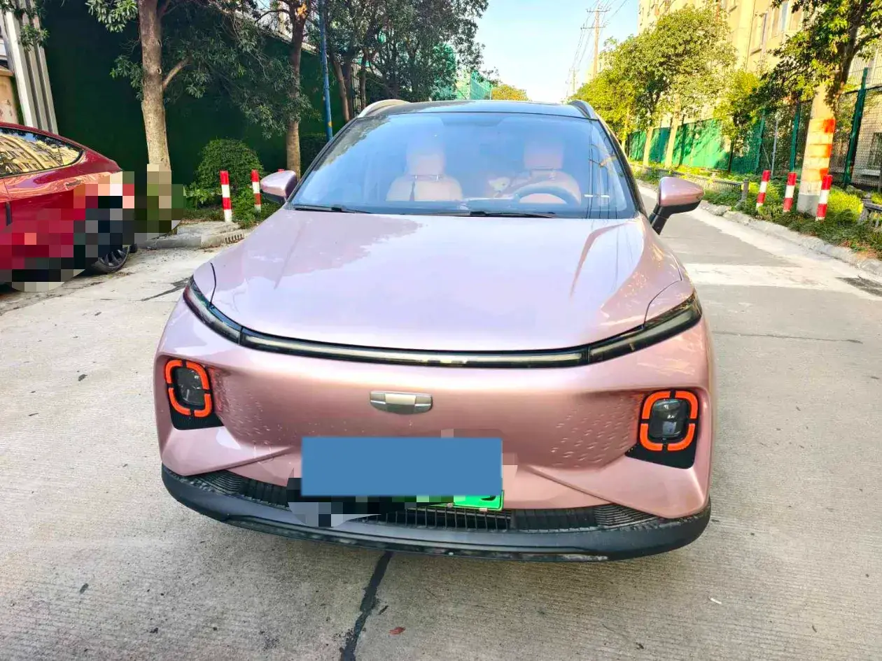 2023 GEOMETRY E thumbnail 2