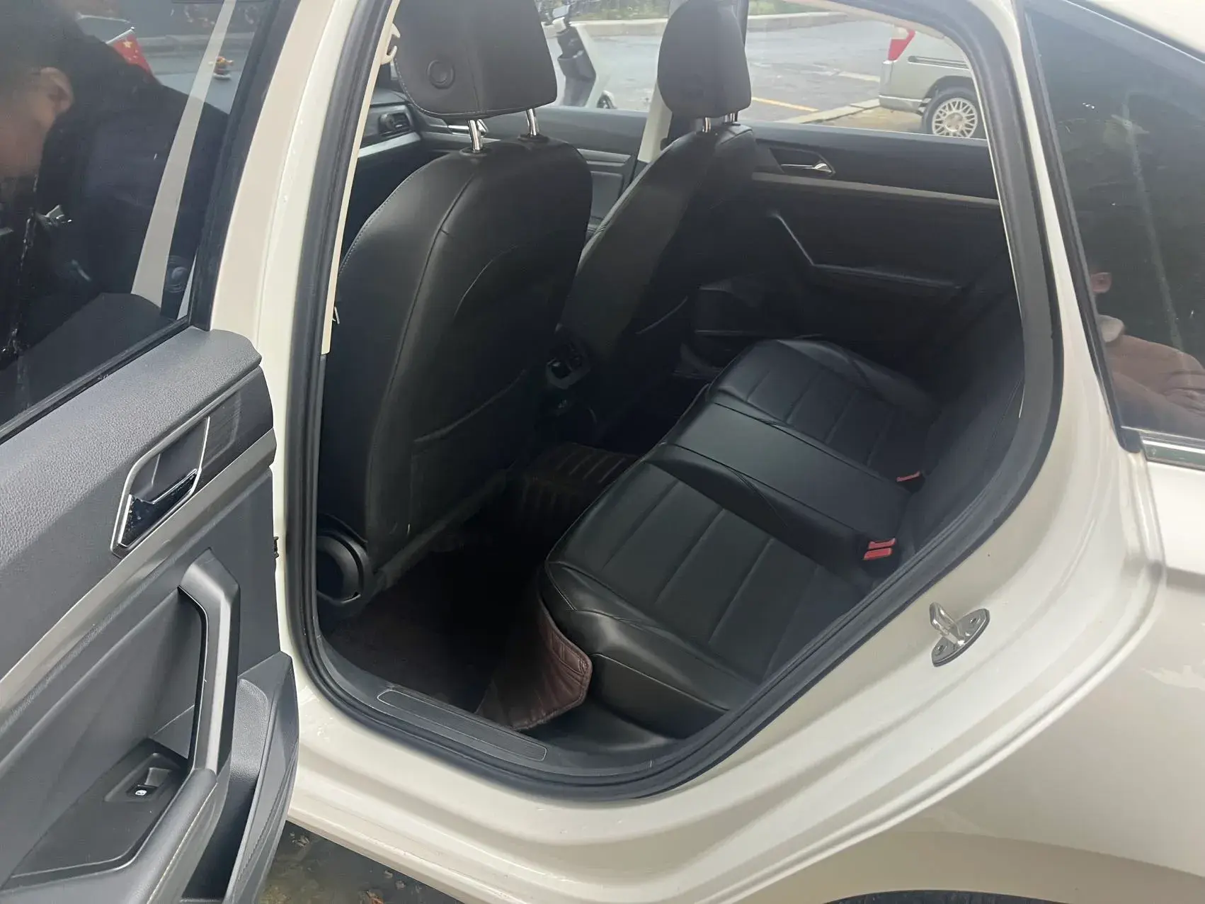 2019 VOLKSWAGEN LAVIDA thumbnail 2