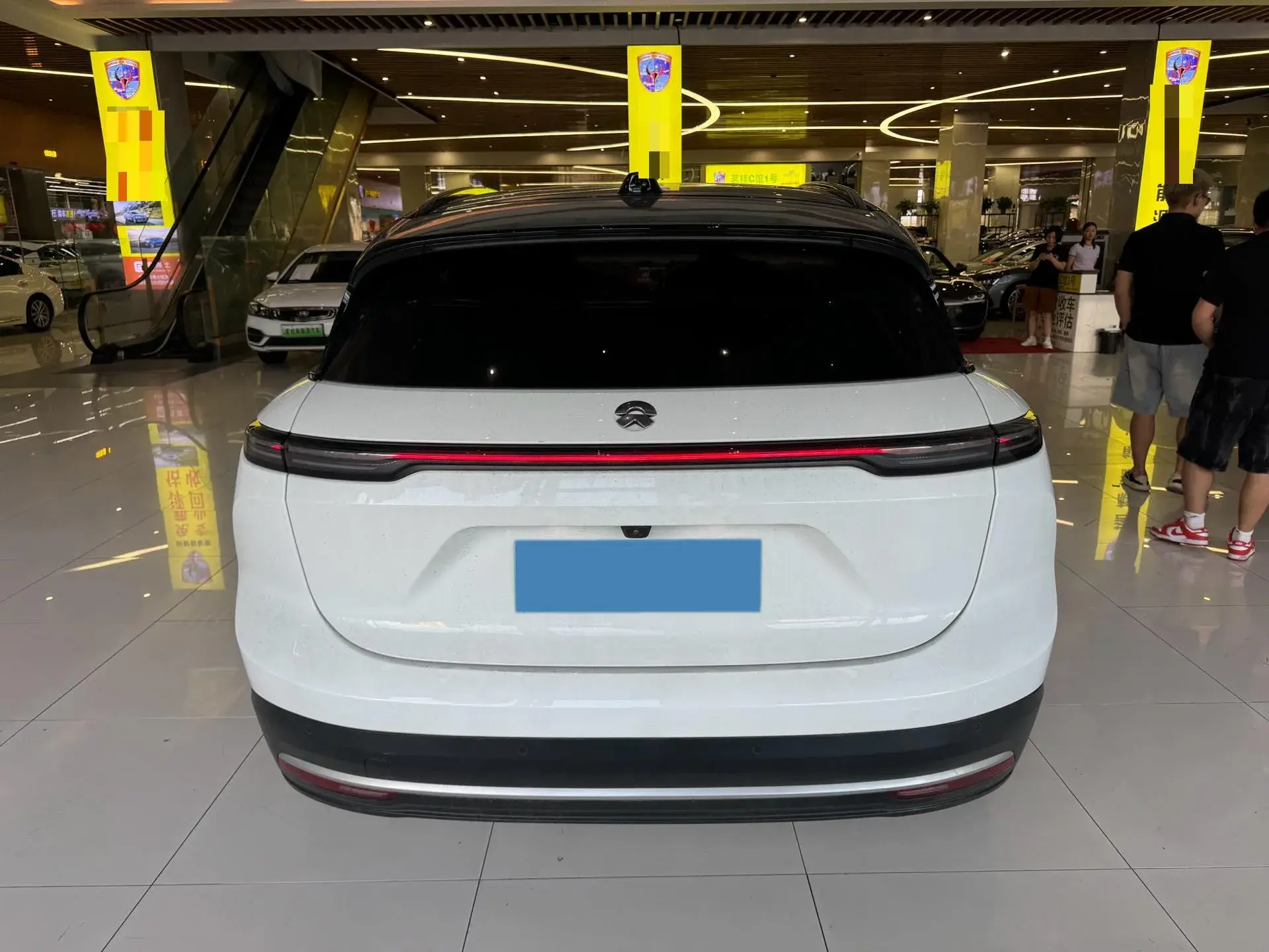 2023 NIO ES6 thumbnail 3