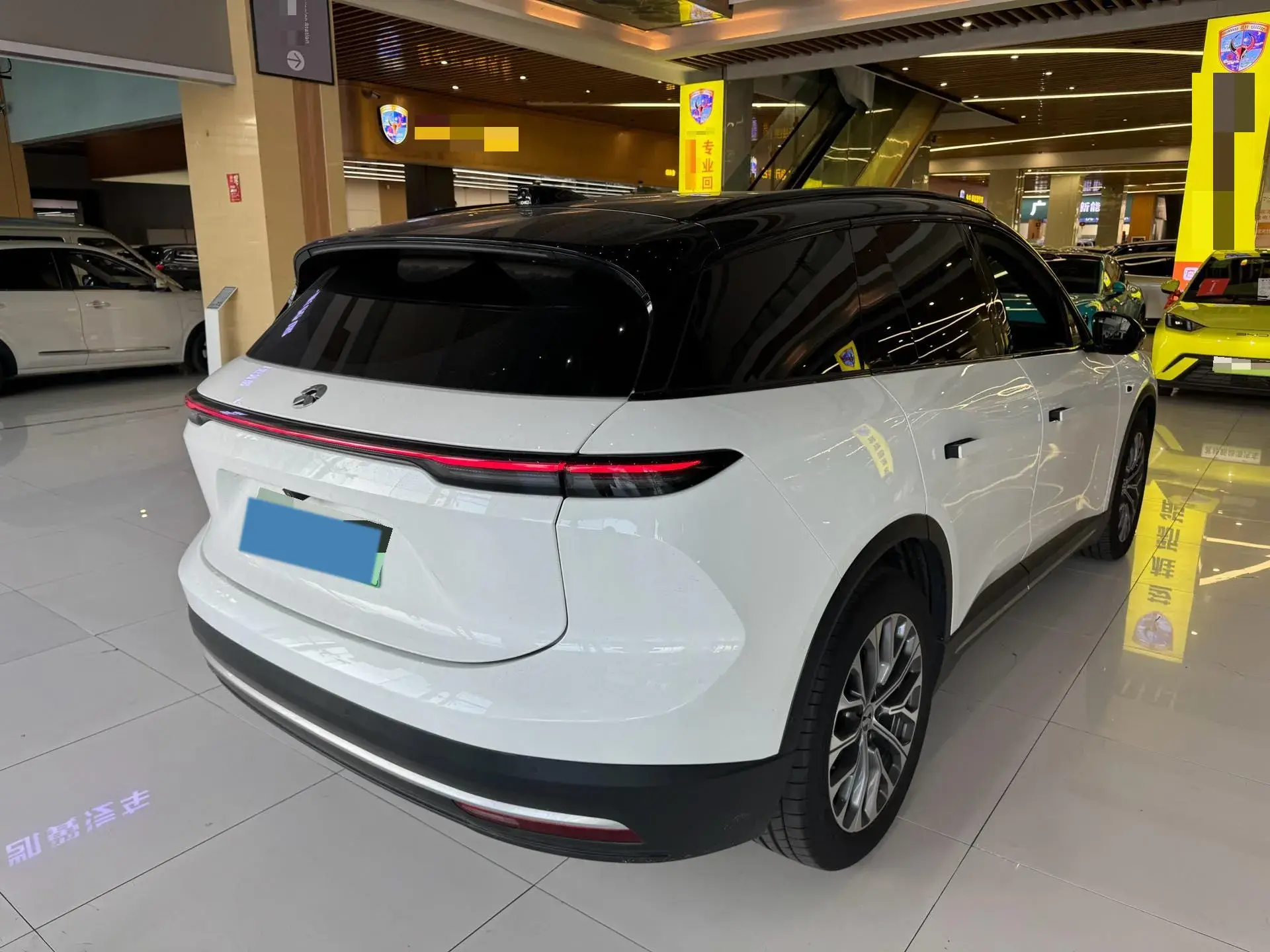 2023 NIO ES6 thumbnail 4