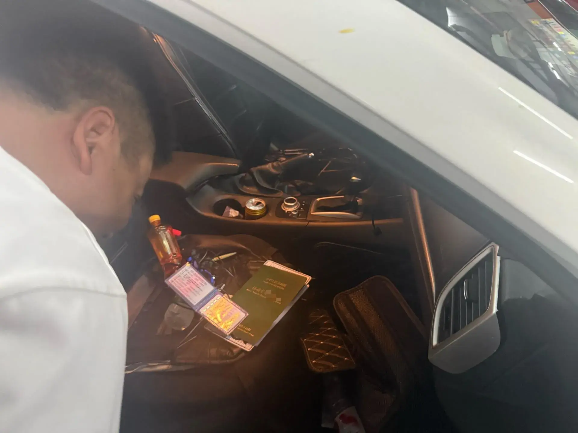 2017 MAZDA 3 thumbnail 4