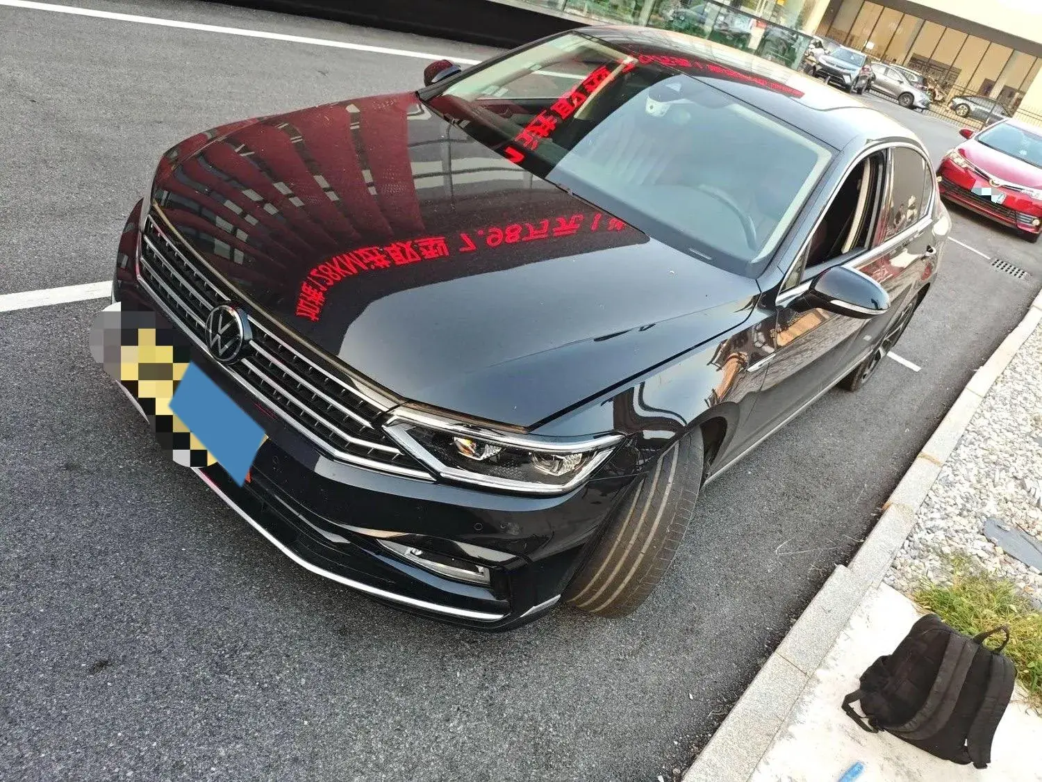 2023 VOLKSWAGEN MAGOTAN view 1