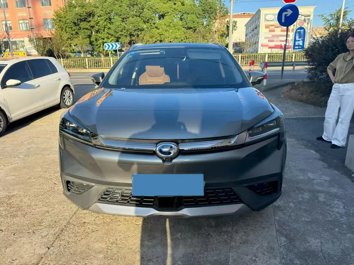 2019 AION LX thumbnail 2