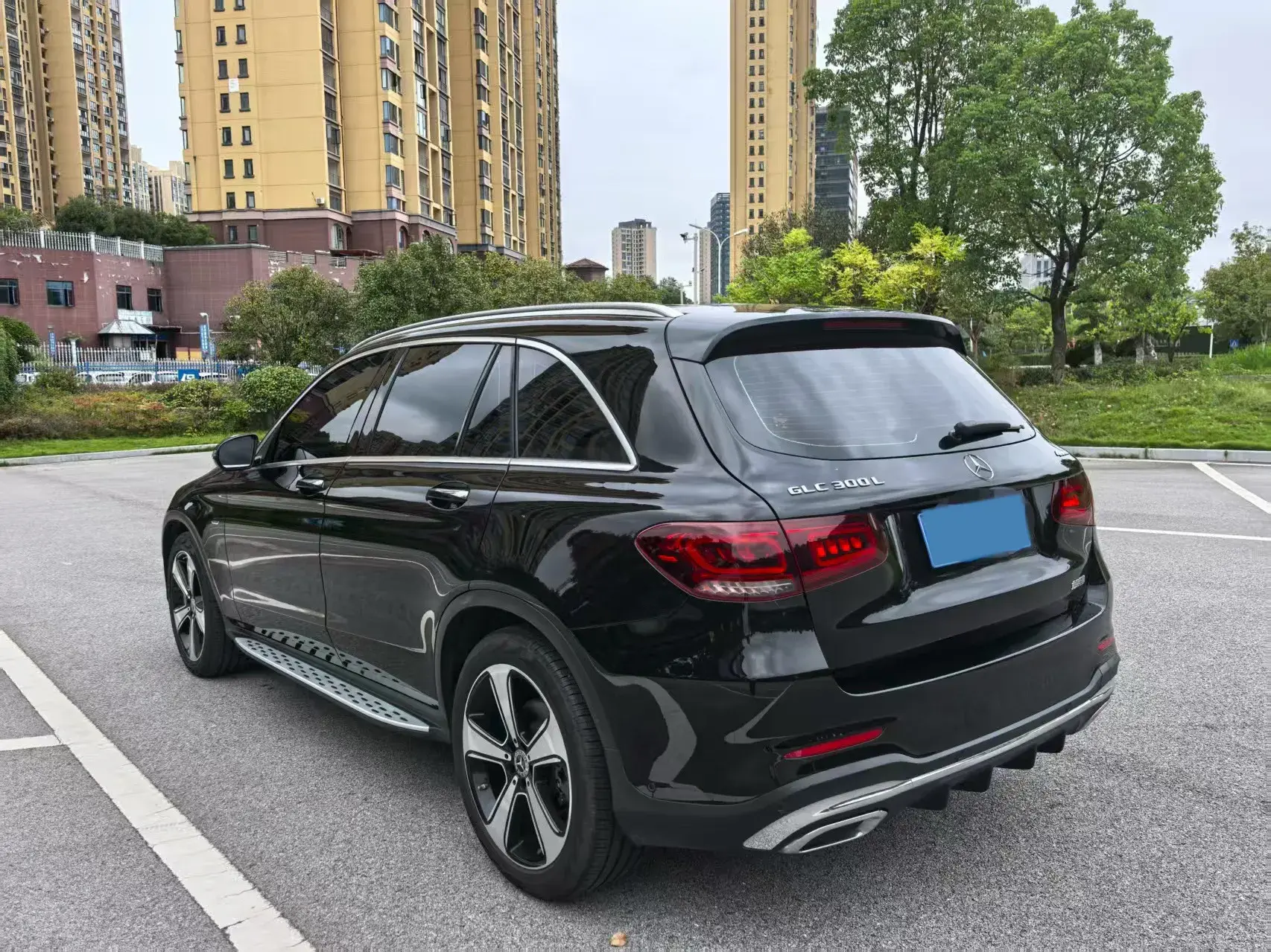 2022 MERCEDES-BENZ GLC thumbnail 3