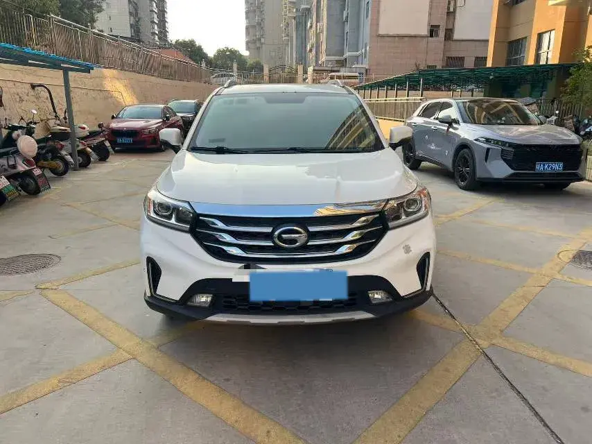 2018 GAC TRUMPCHI thumbnail 2