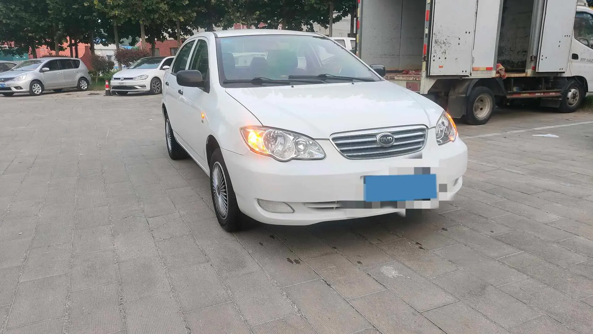 2018 BYD F3 thumbnail 3