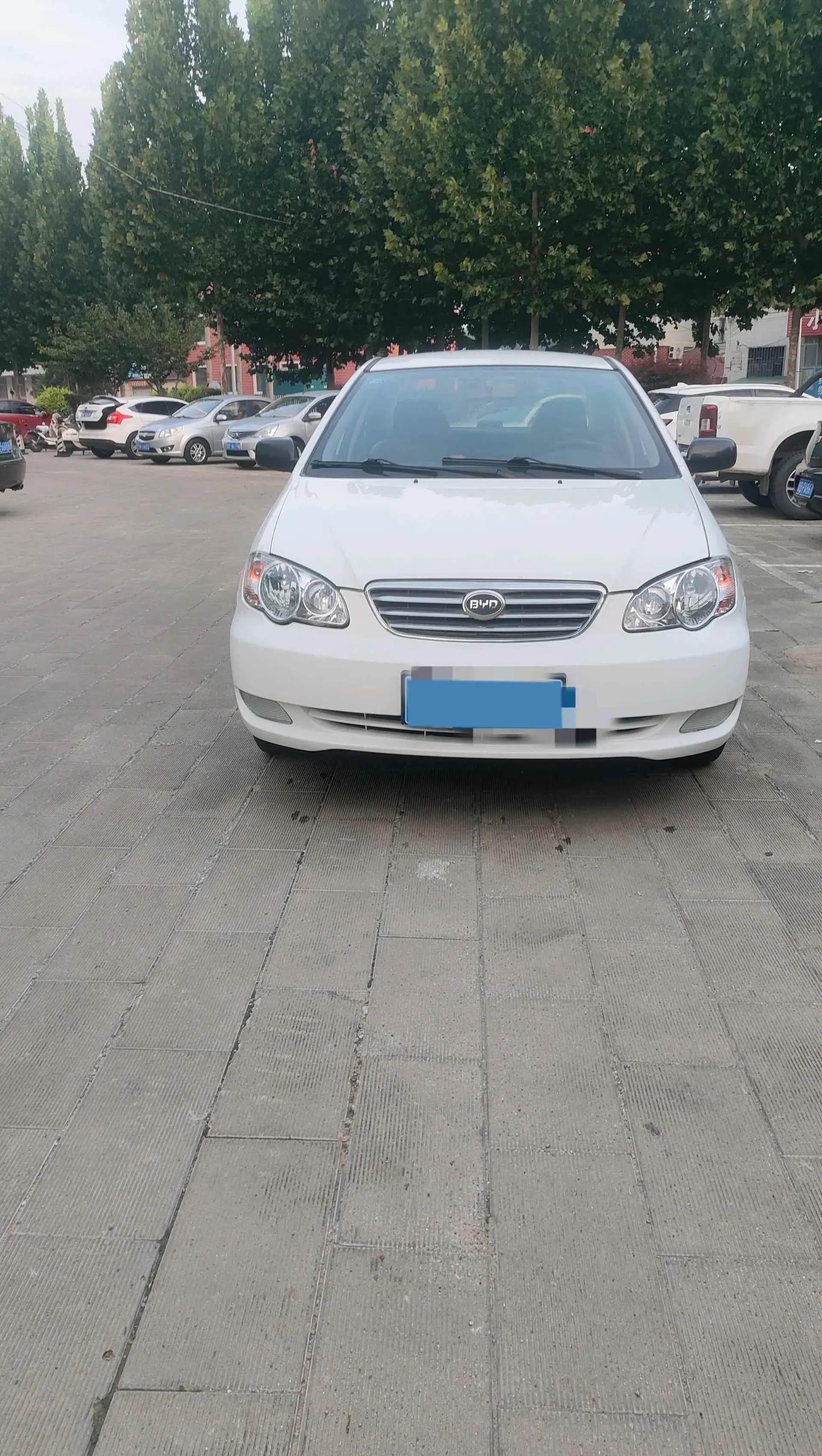 2018 BYD F3 thumbnail 2