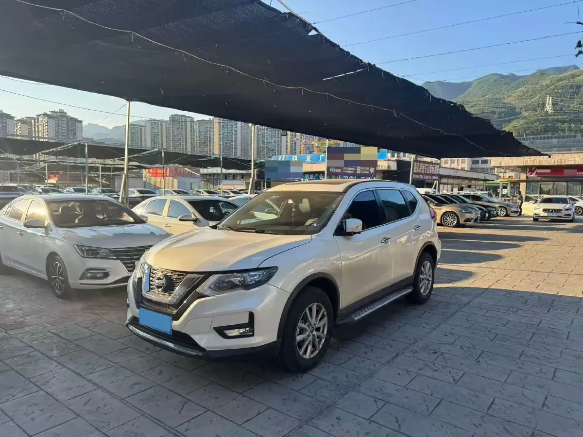 2020 Nissan X-Trail 2.0L 154HP L4 CVT