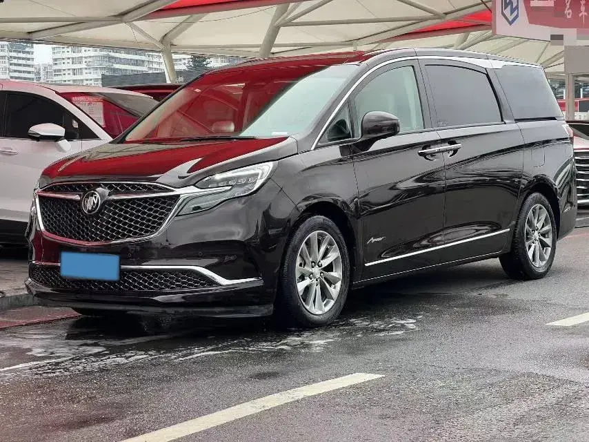 2022 BUICK GL8 view 1