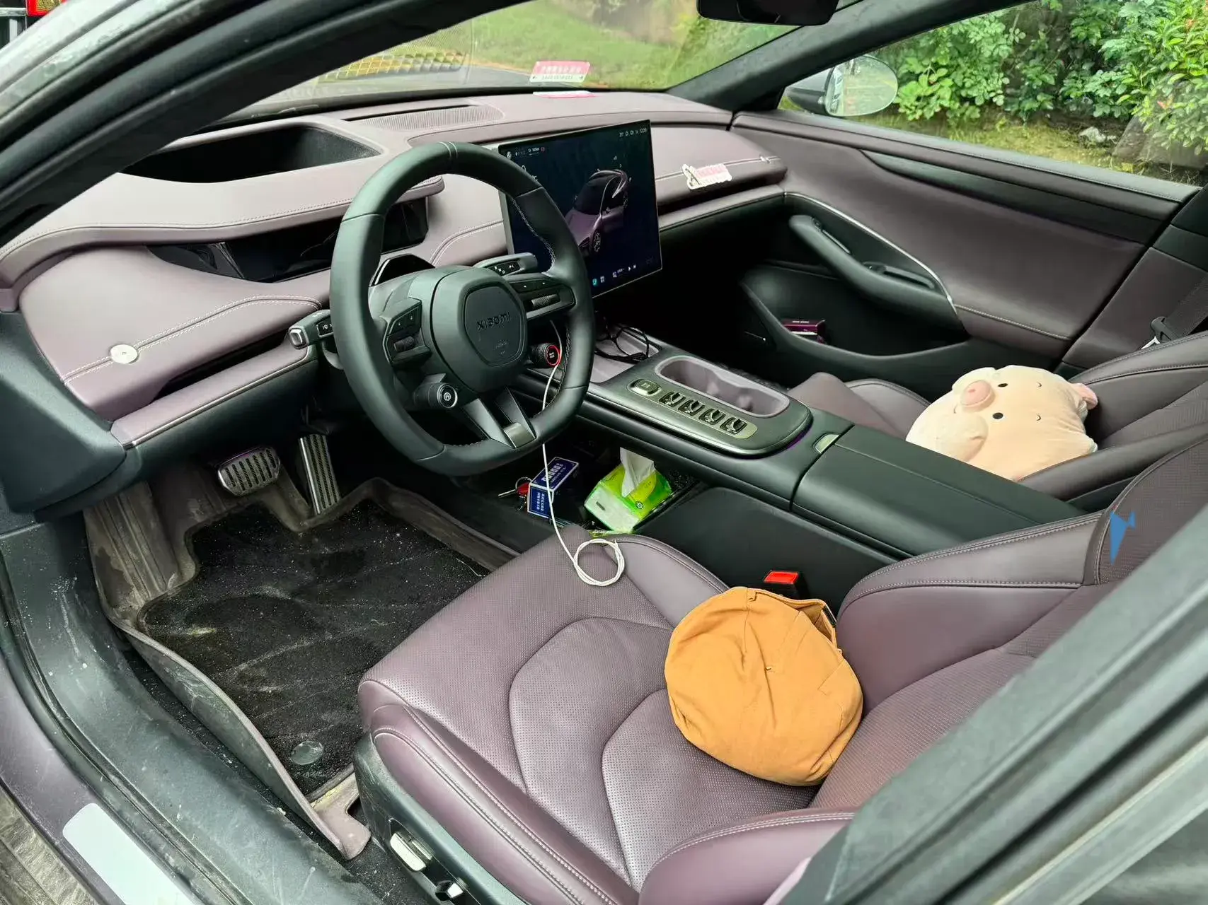 2024 MI SU7 thumbnail 2