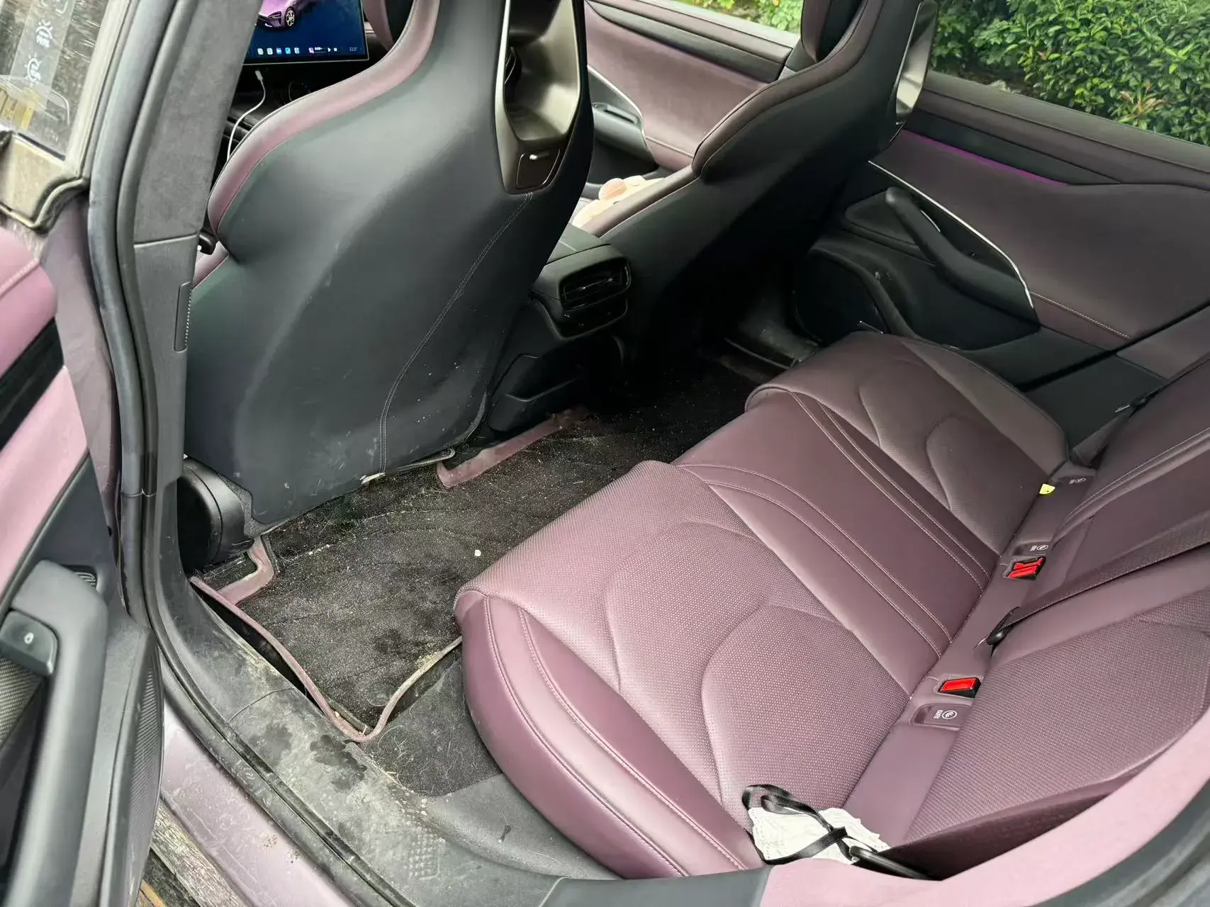 2024 MI SU7 thumbnail 3