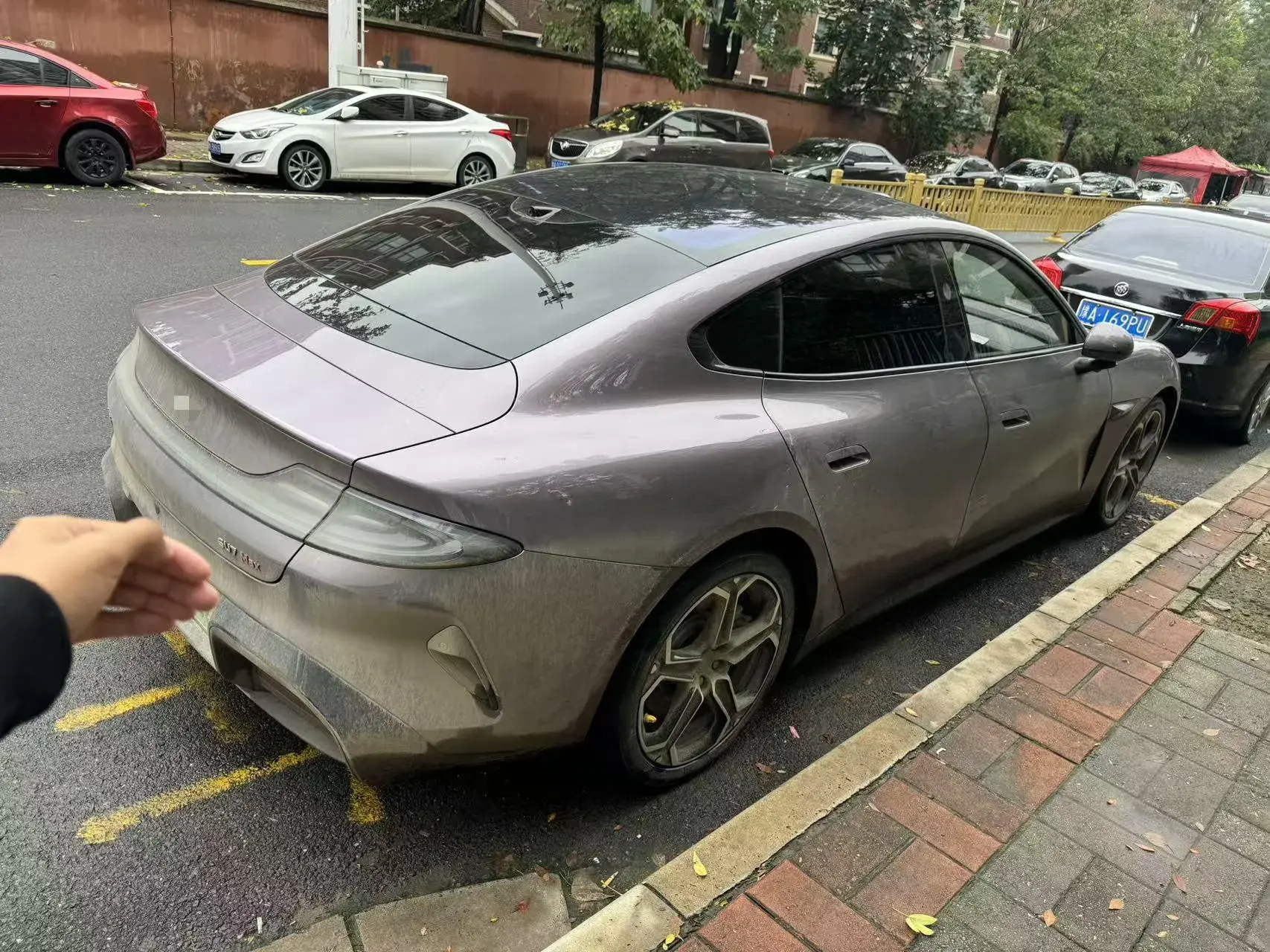 2024 MI SU7 thumbnail 4