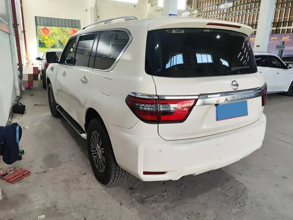 2018 NISSAN PATROL thumbnail 4