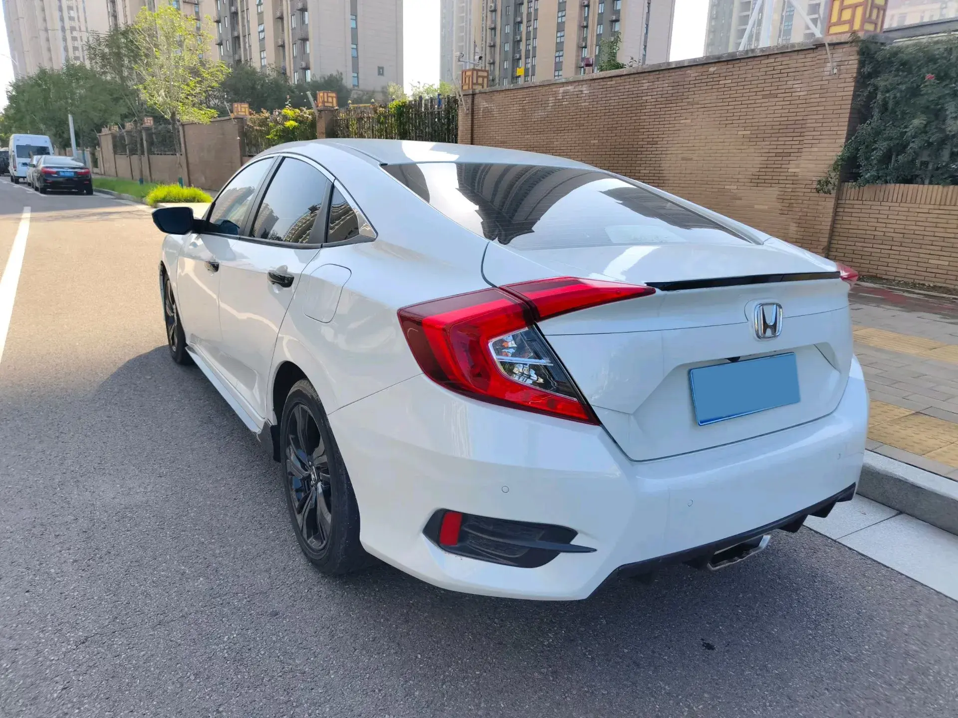 2019 HONDA CIVIC thumbnail 4