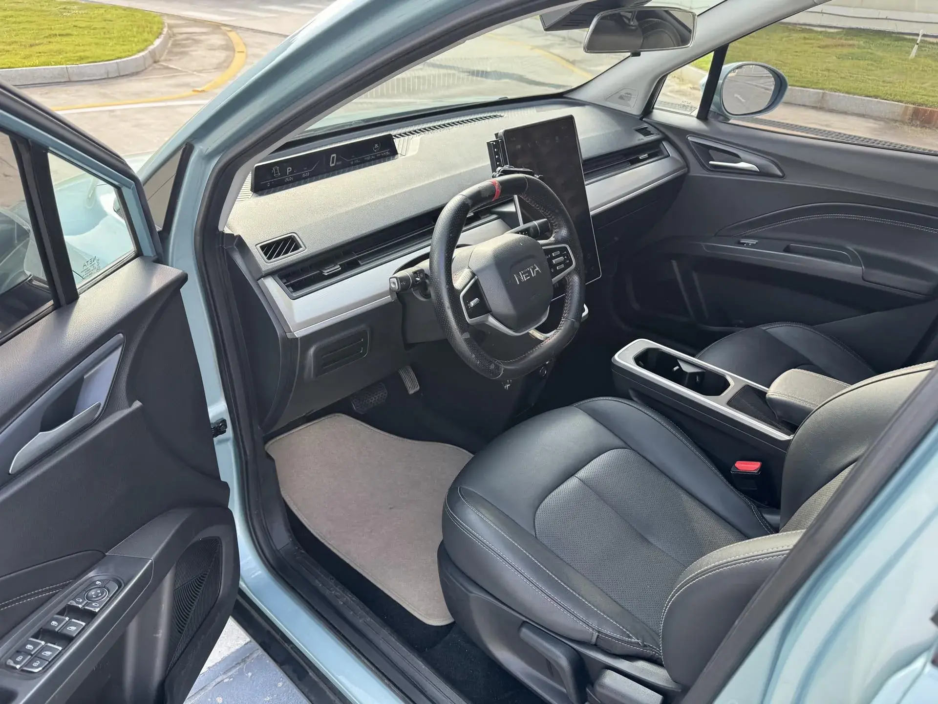 2022 NETA V thumbnail 4