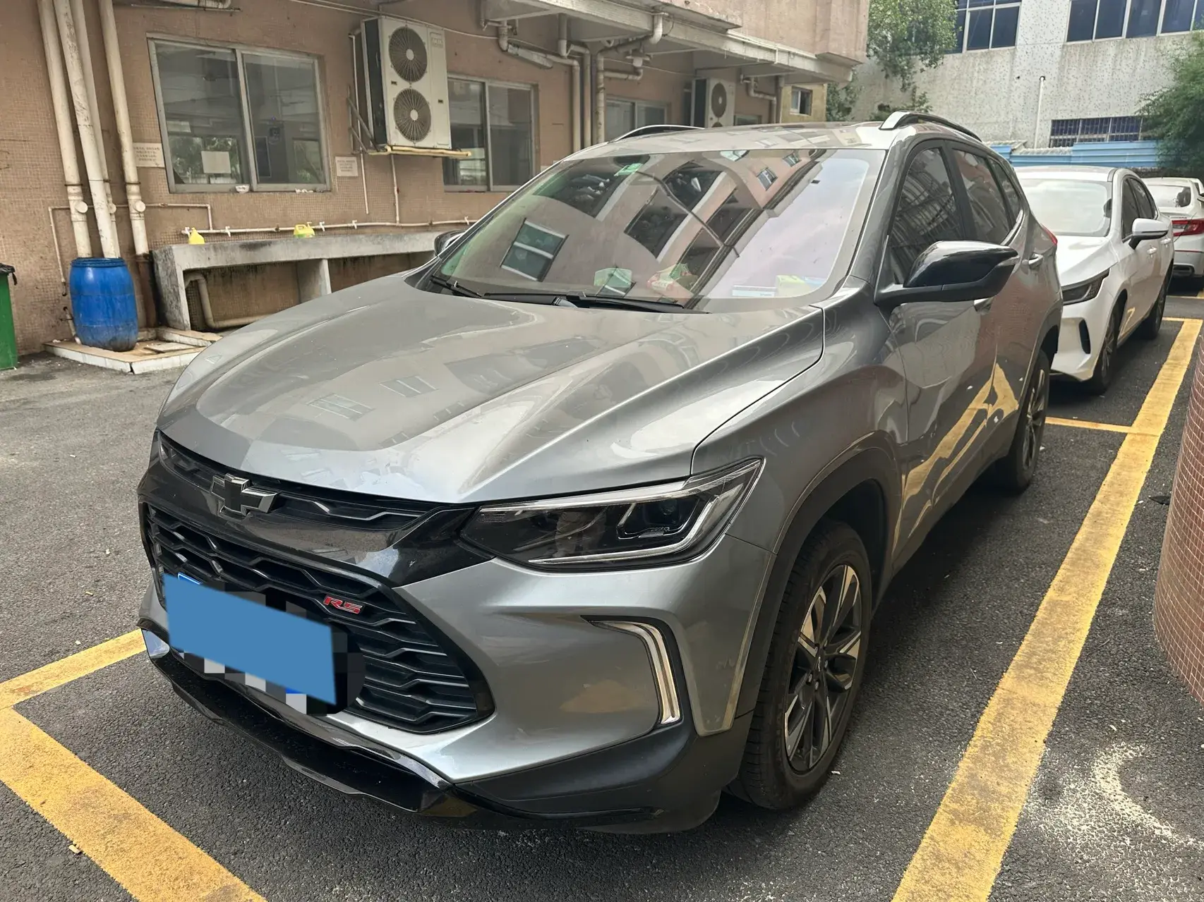 2022 CHEVROLET TRAX view 1