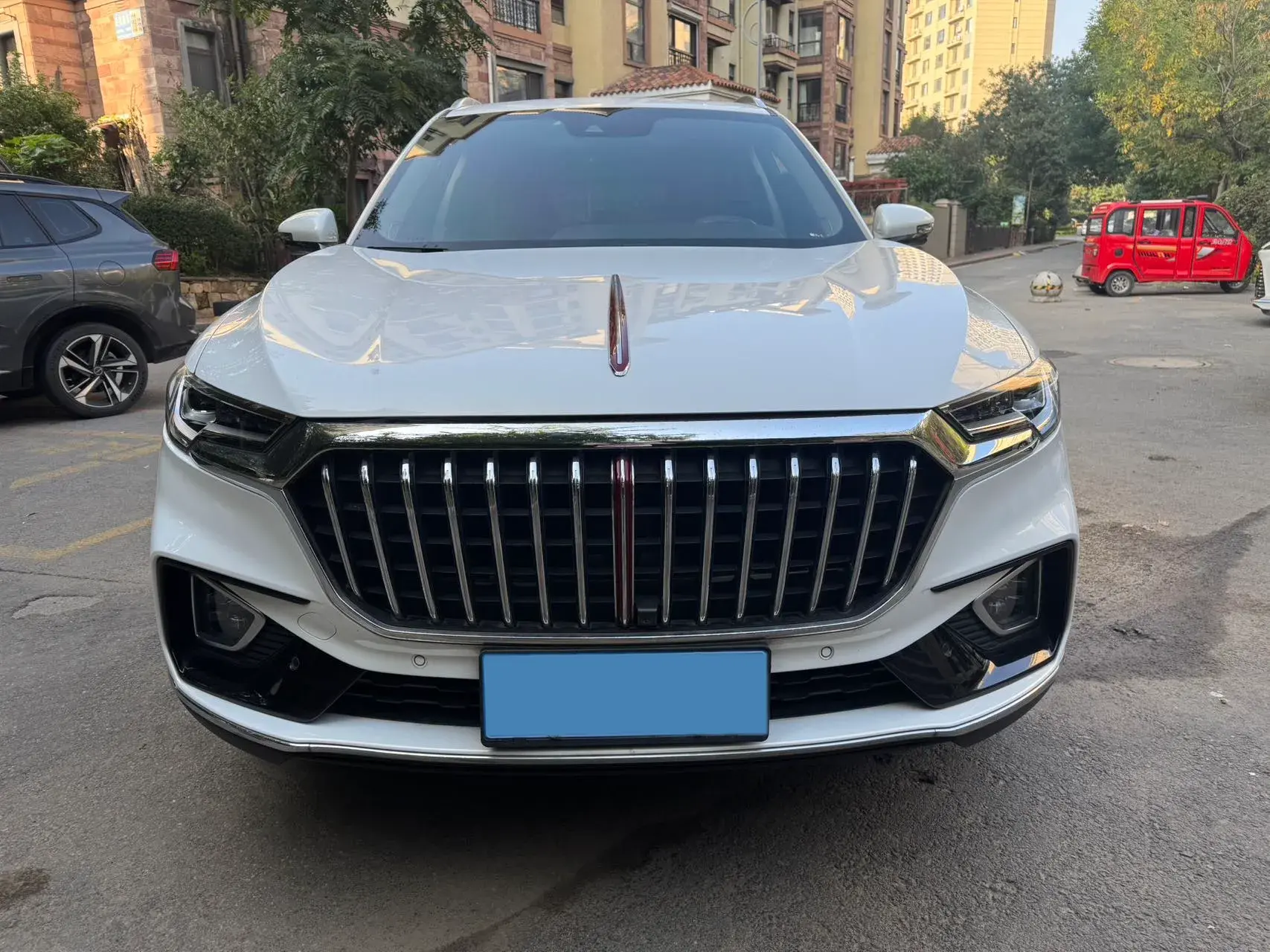 2019 HONGQI HS5 thumbnail 2