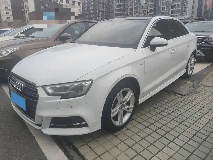2019 AUDI A3 view 1