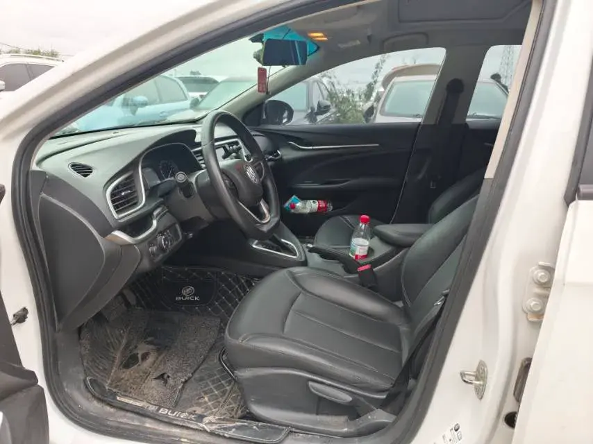 2021 BUICK EXCELLE thumbnail 3