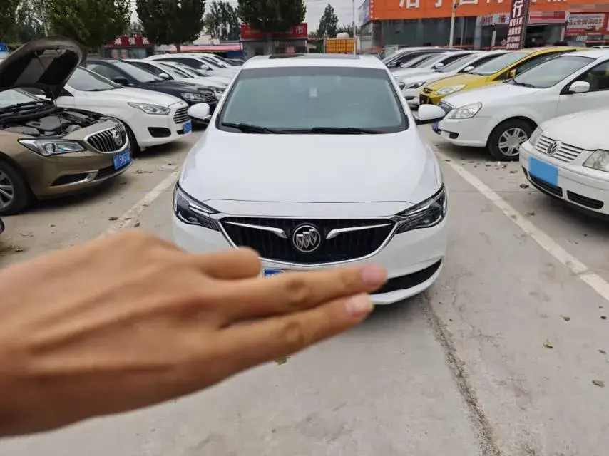 2021 BUICK EXCELLE thumbnail 2