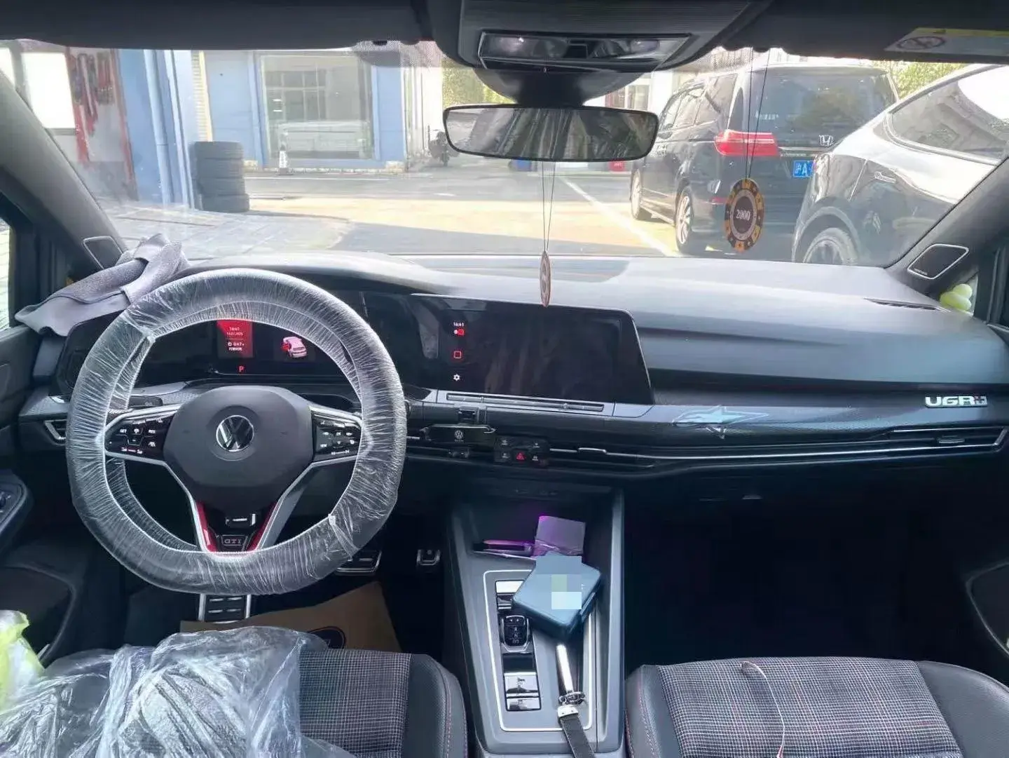 2023 VOLKSWAGEN GOLFGTI thumbnail 2