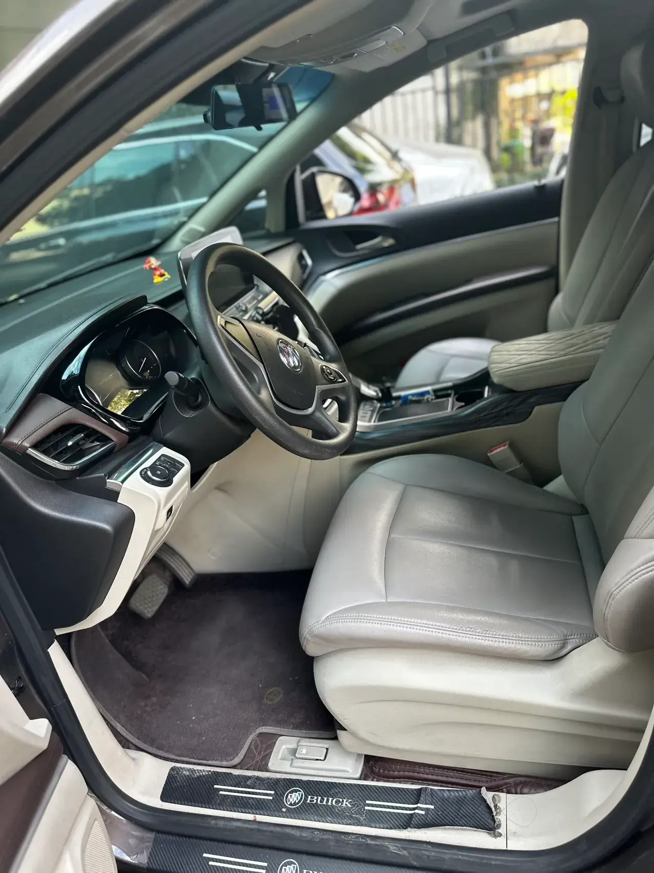 2021 BUICK GL8 thumbnail 4