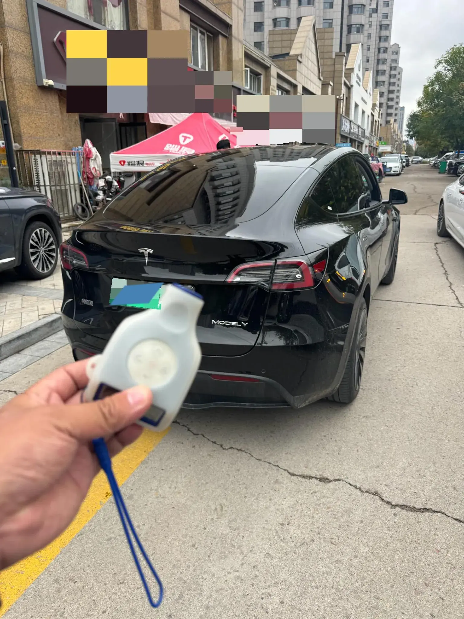 2022 TESLA MODEL thumbnail 2