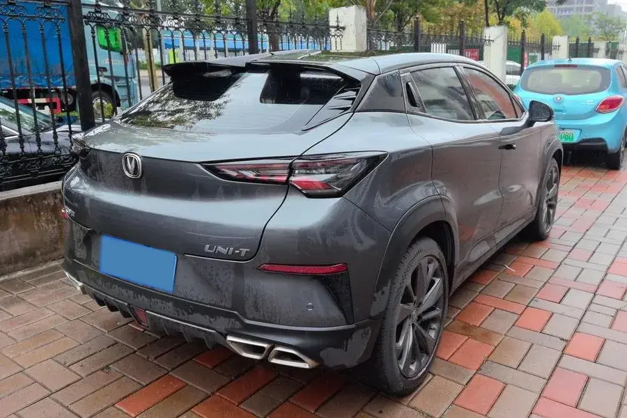 2022 CHANGAN UNI-T thumbnail 2