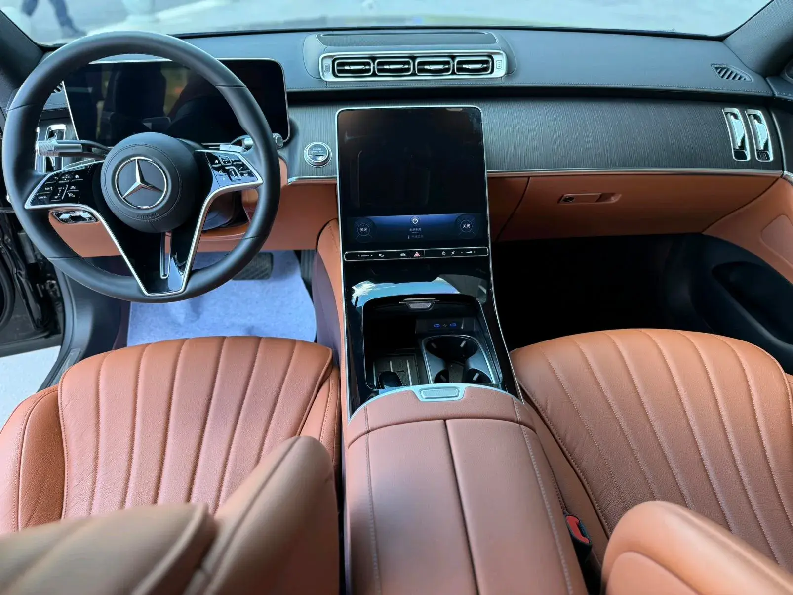 2024 MERCEDES-BENZ S thumbnail 4