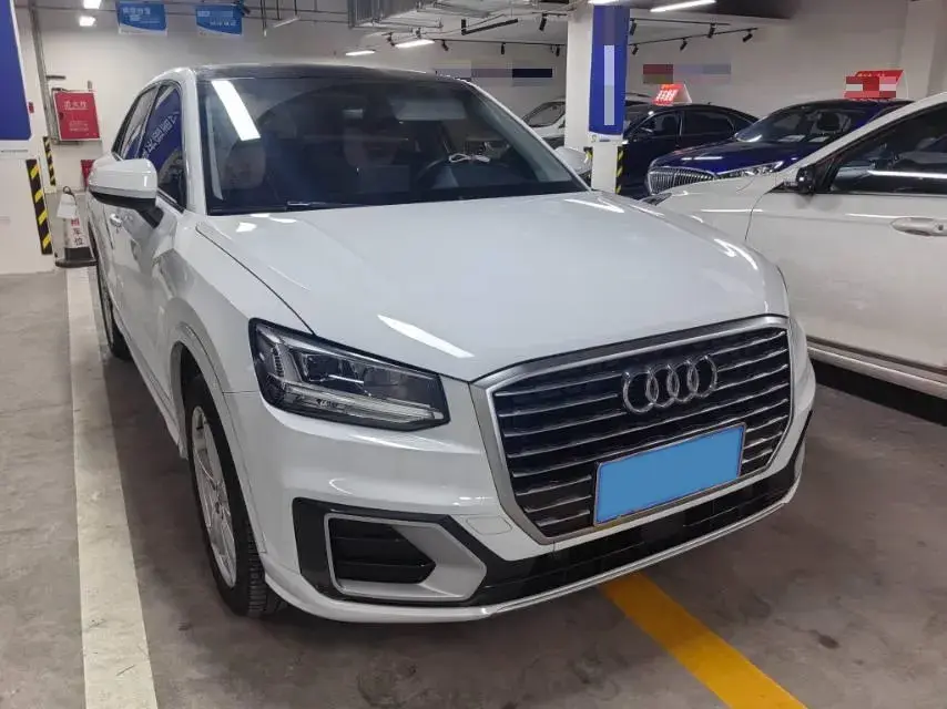 2020 AUDI Q2L thumbnail 3