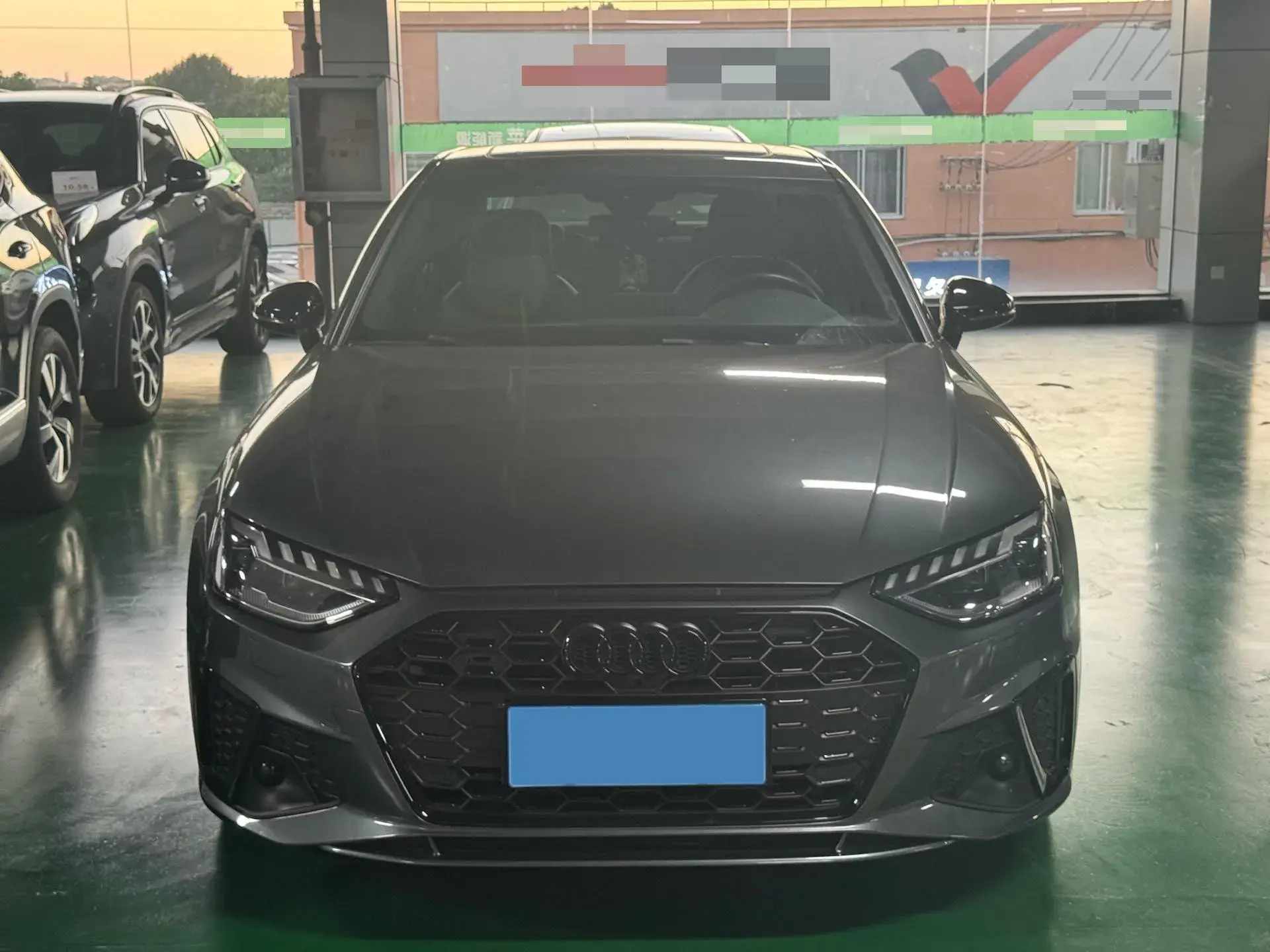 2020 AUDI A4L thumbnail 2