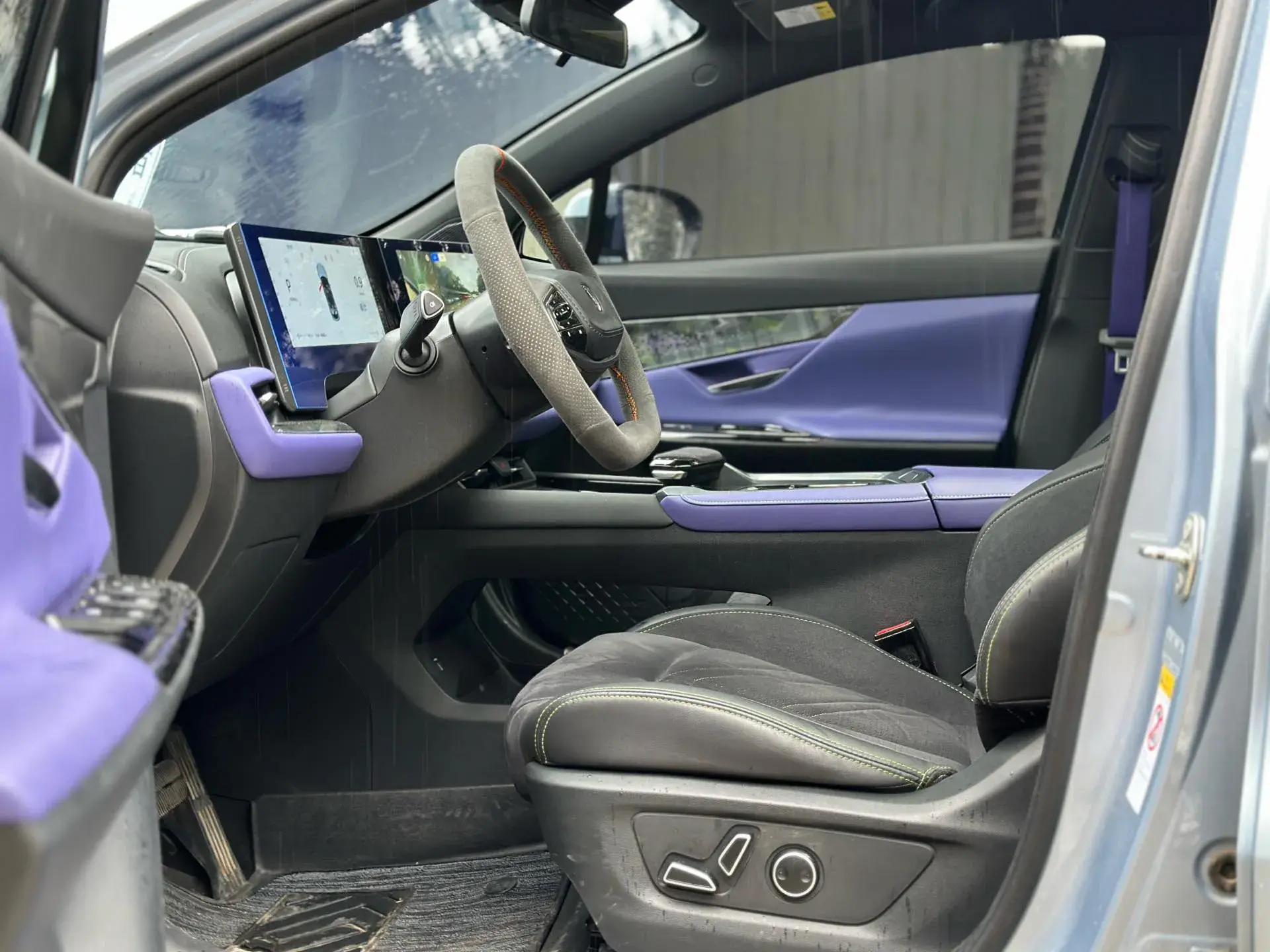 2023 CHANGAN UNI-T thumbnail 2