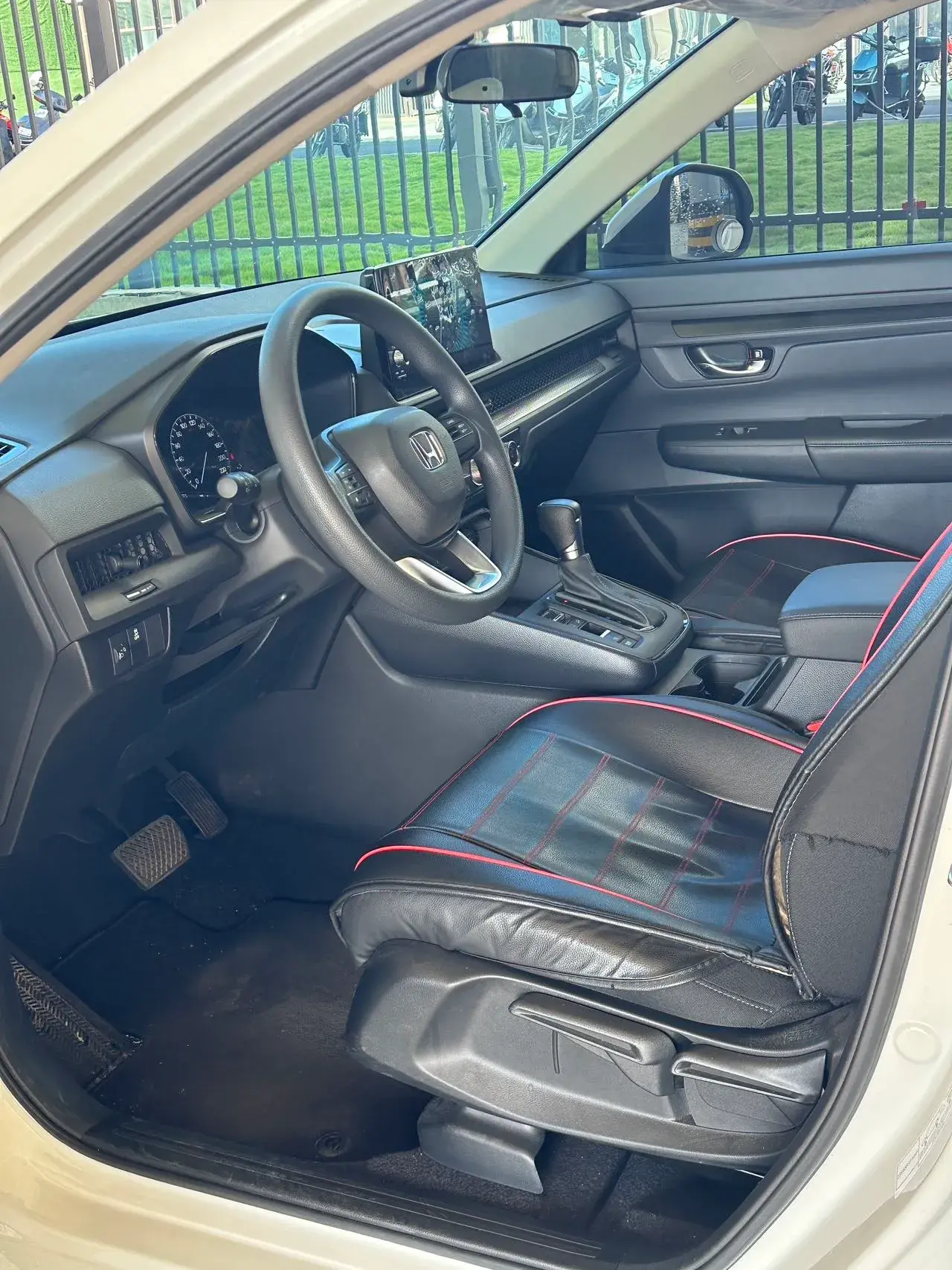 2023 HONDA CR-V thumbnail 4