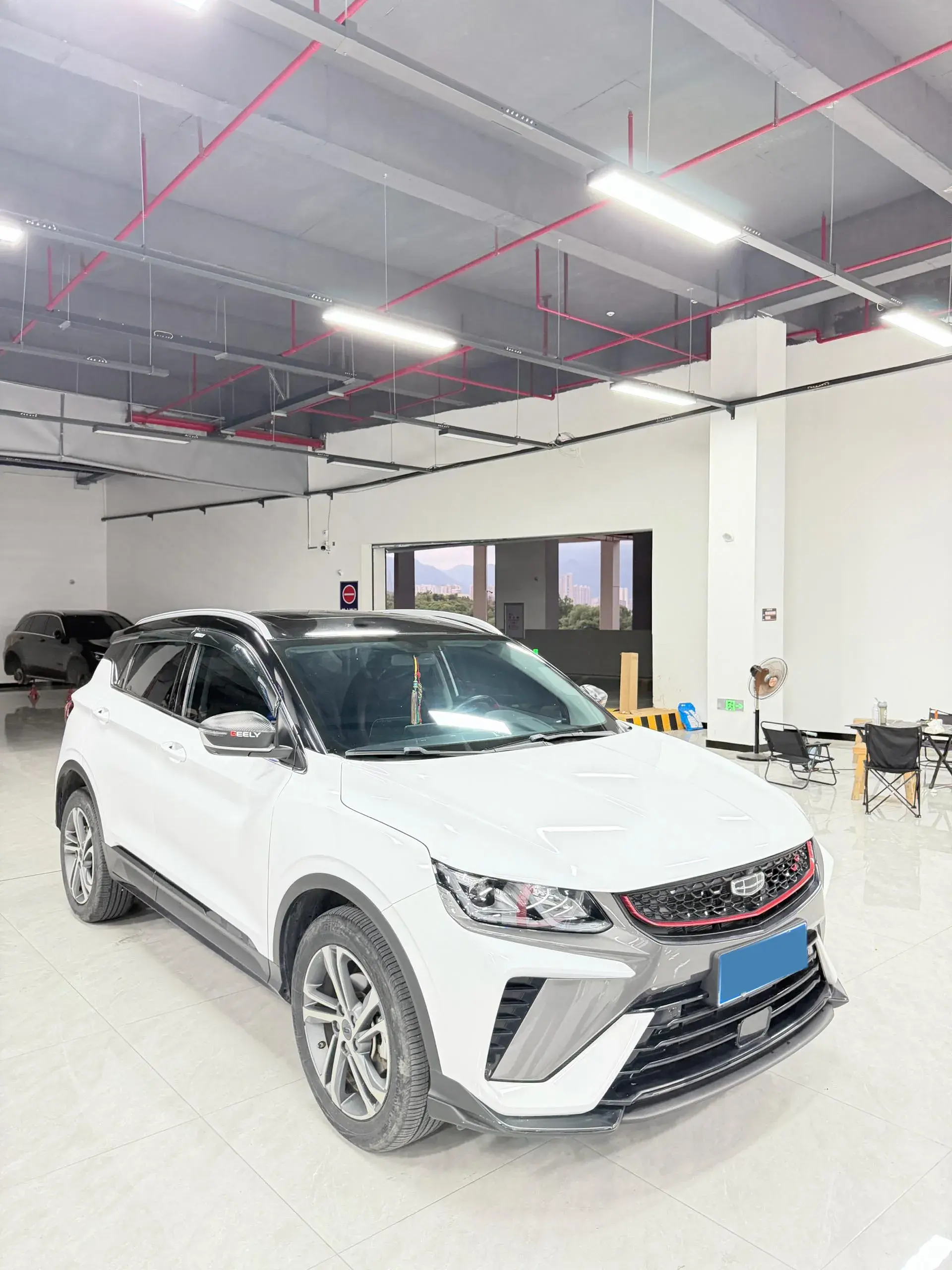 2021 GEELY COOLRAY thumbnail 4