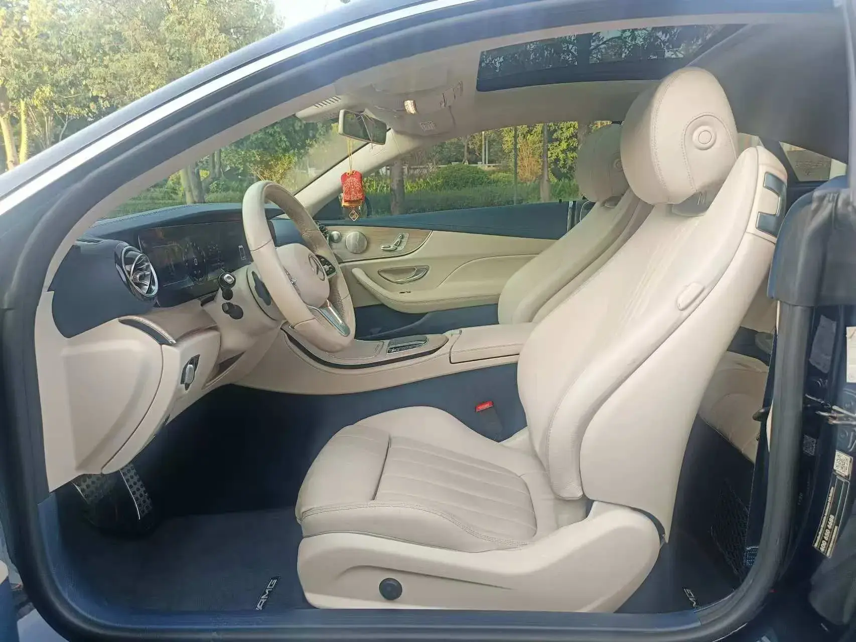 2020 MERCEDES-BENZ E thumbnail 4