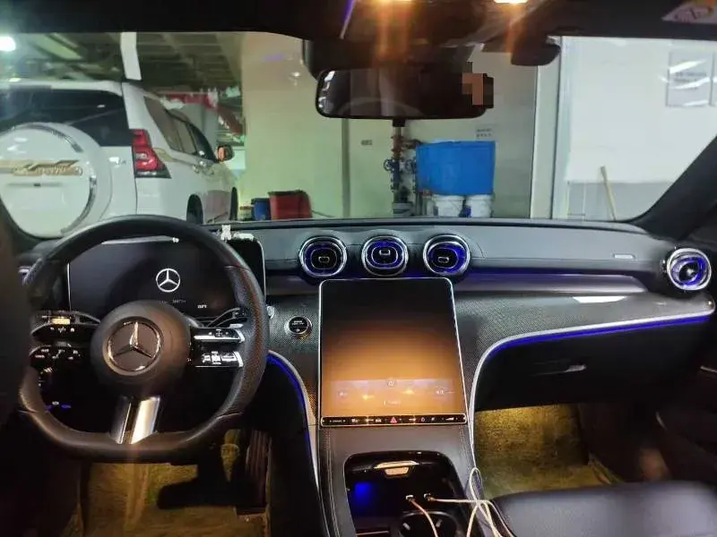 2022 MERCEDES-BENZ C thumbnail 2