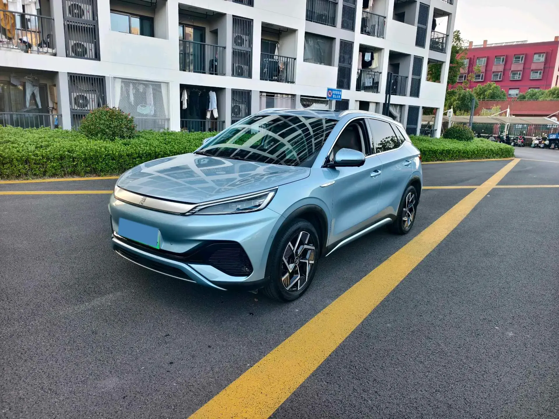 2023 BYD YUAN view 1