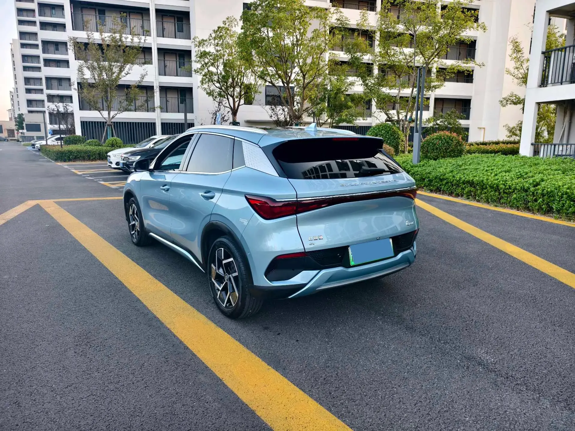 2023 BYD YUAN thumbnail 4