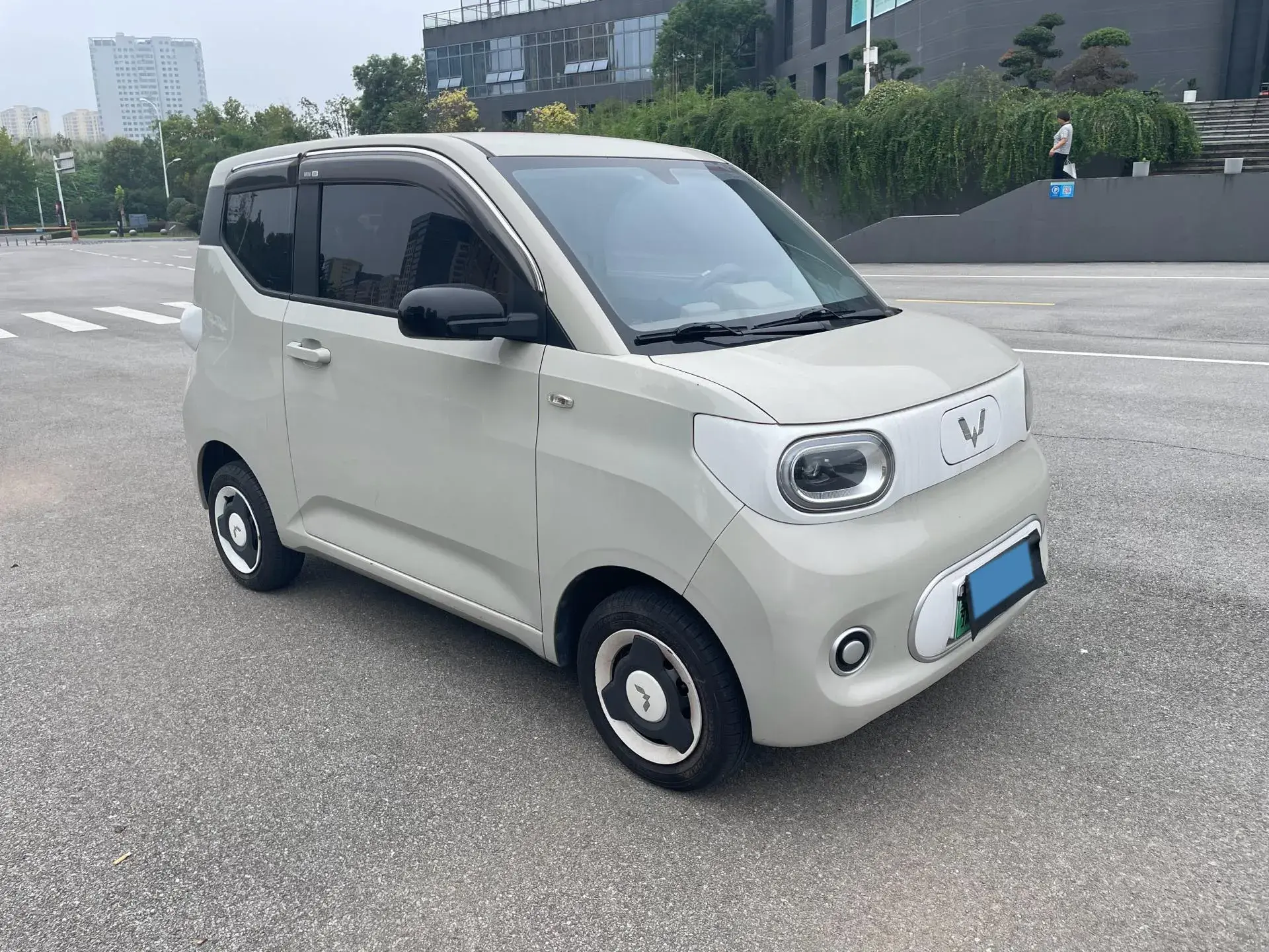 2024 WULING HONGGUANG thumbnail 3