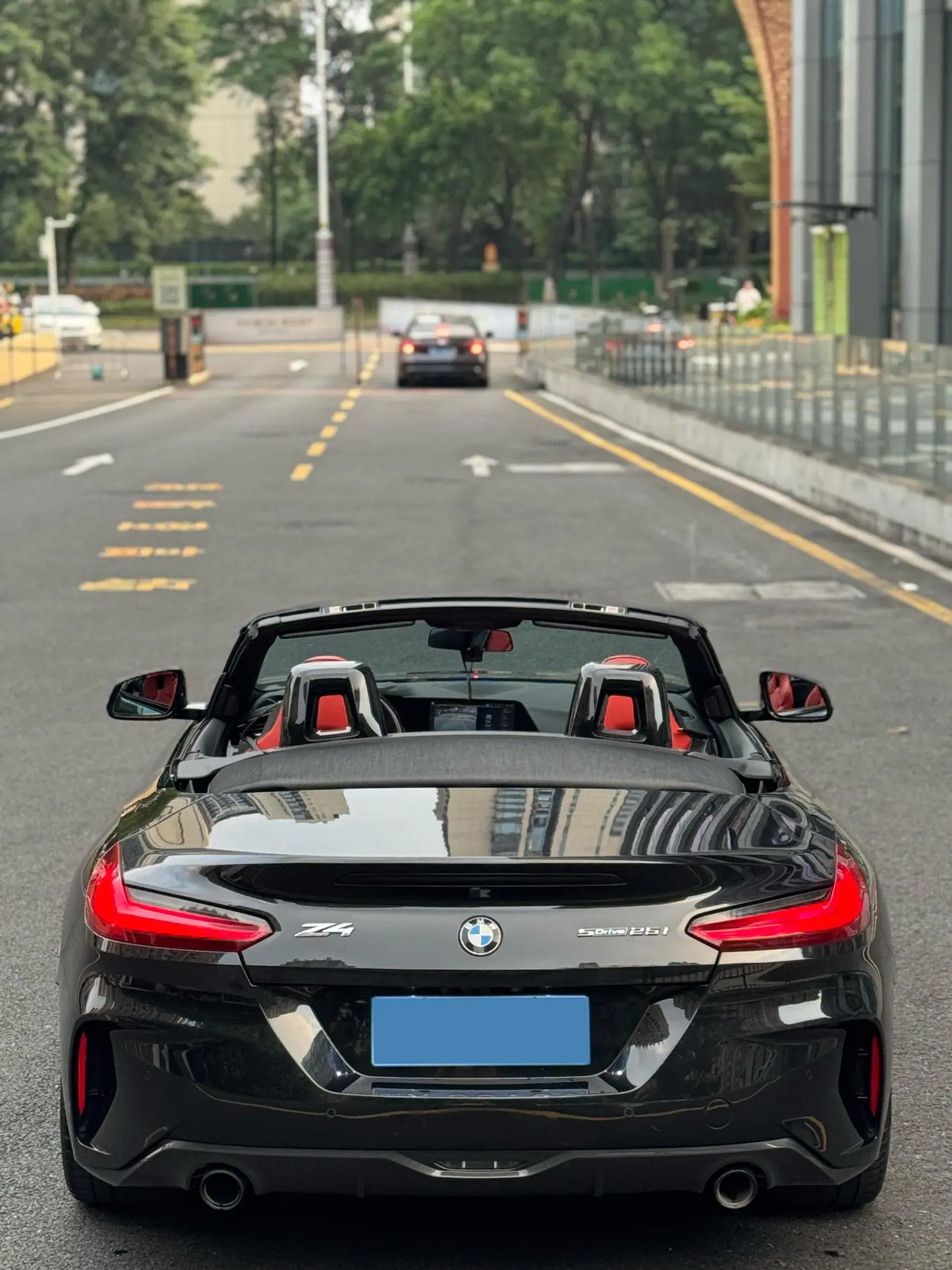 2019 BMW Z4 thumbnail 3