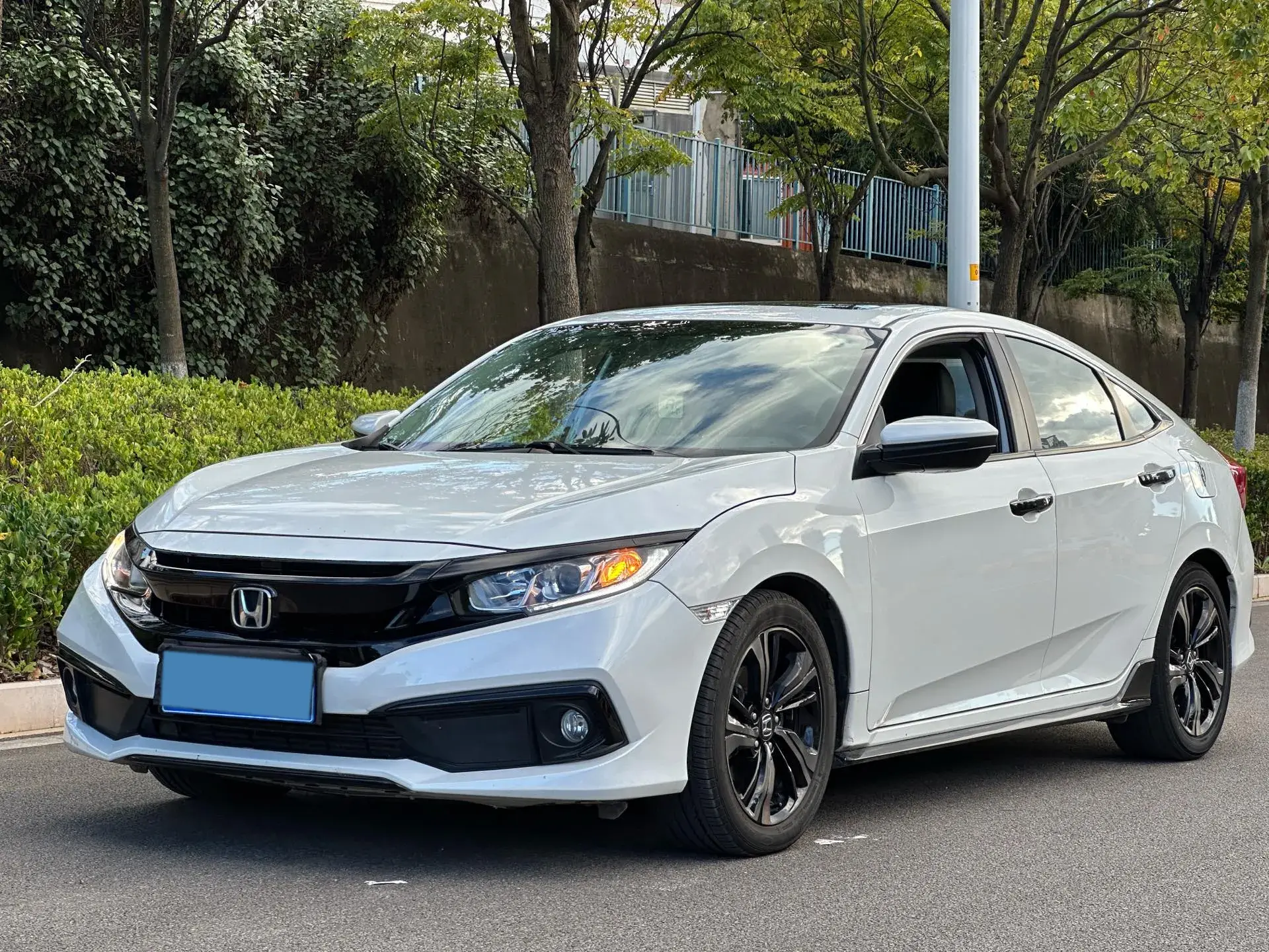 2019 HONDA CIVIC view 1